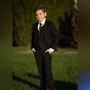 Boys Little Tuxedos Liam Suit - black / size 5-6